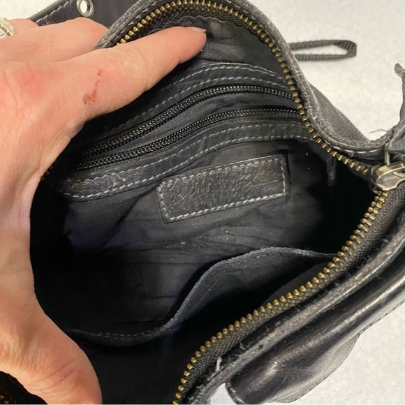 Free People Wade Leather Sling Black Crossbody Festival Bag - Picture 9 of 12